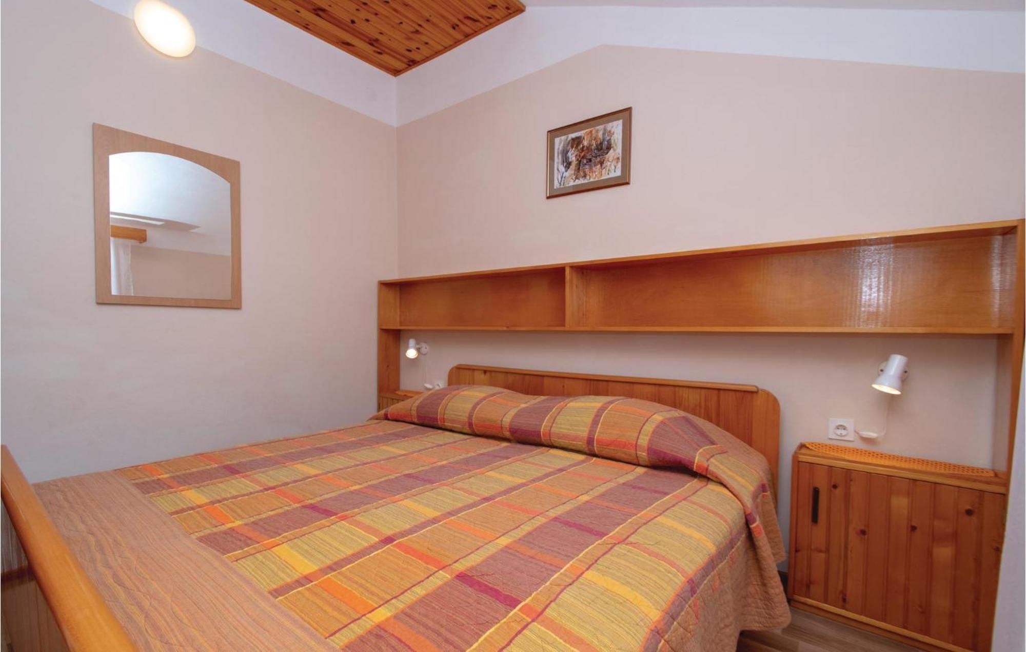 Nice Home In Tankaraca With House Sea View Вела-Лука Экстерьер фото