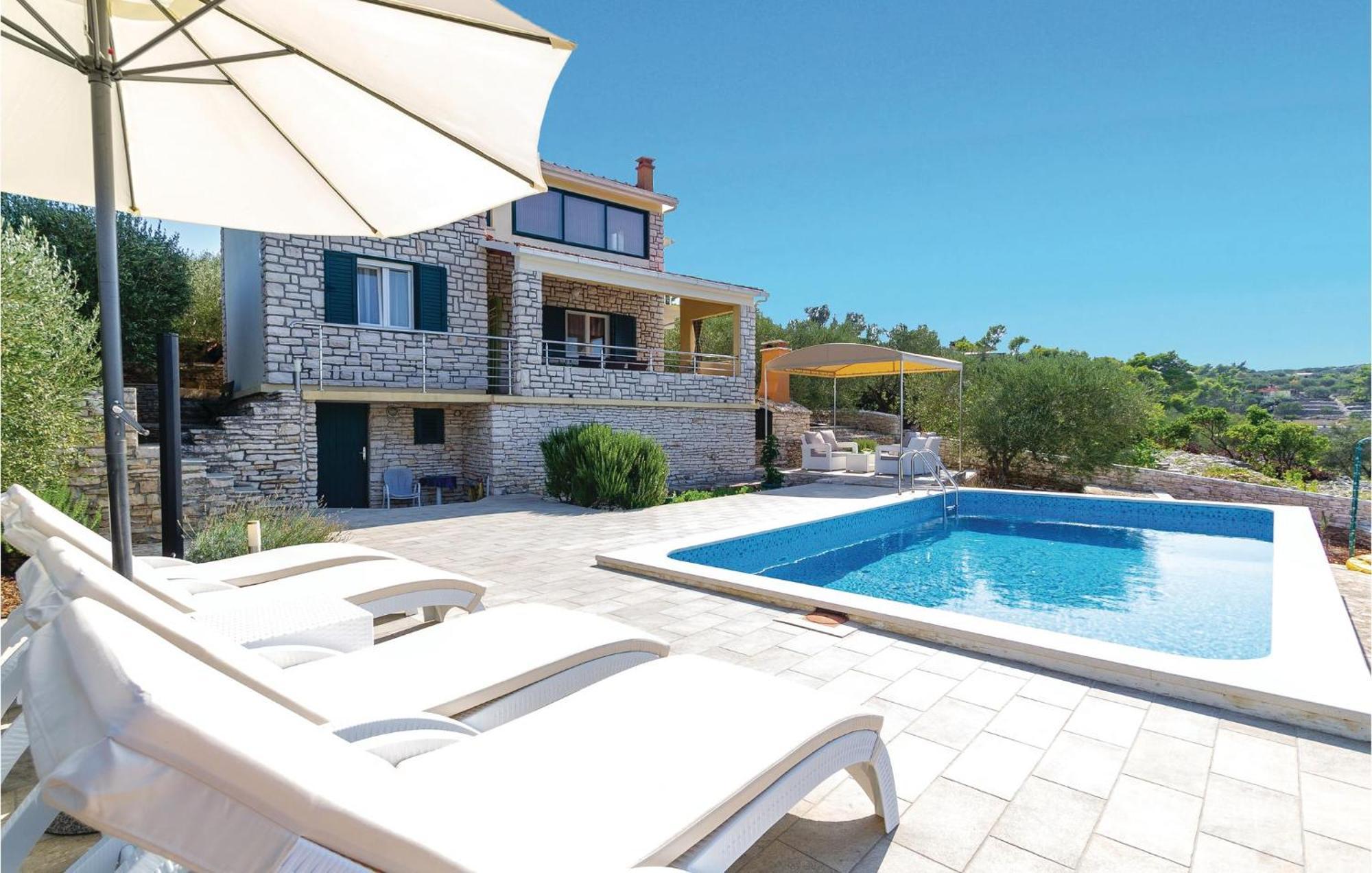 Nice Home In Tankaraca With House Sea View Вела-Лука Экстерьер фото